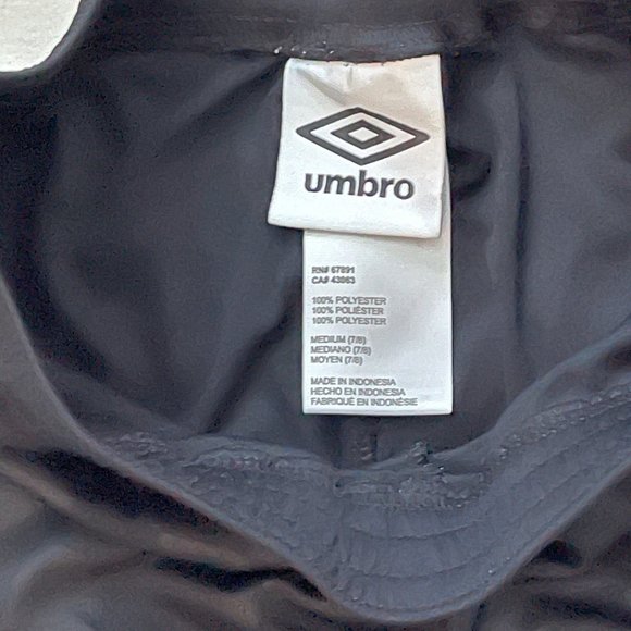 Umbro Girls Black White Stripe Shorts Size Medium 7/8 - Picture 4 of 5